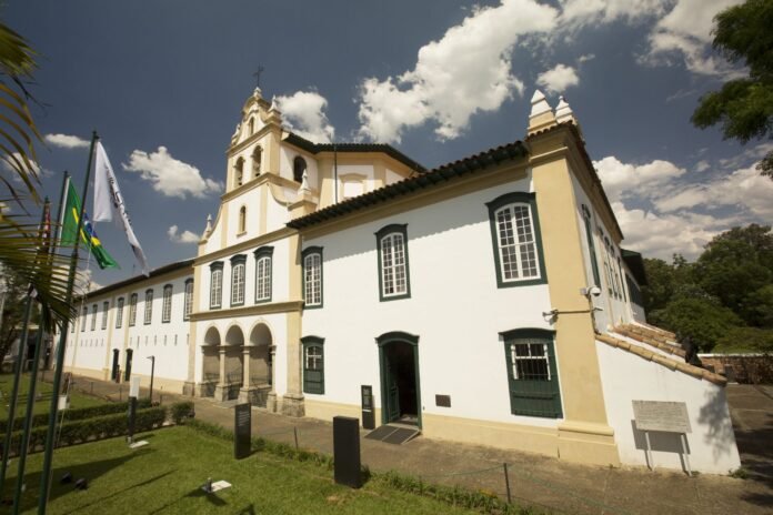Museu-de-Arte-Sacra-de-Sao-Paulo-min